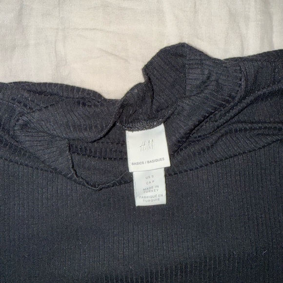 H&M Black Long Sleeve Top - Picture 2 of 4